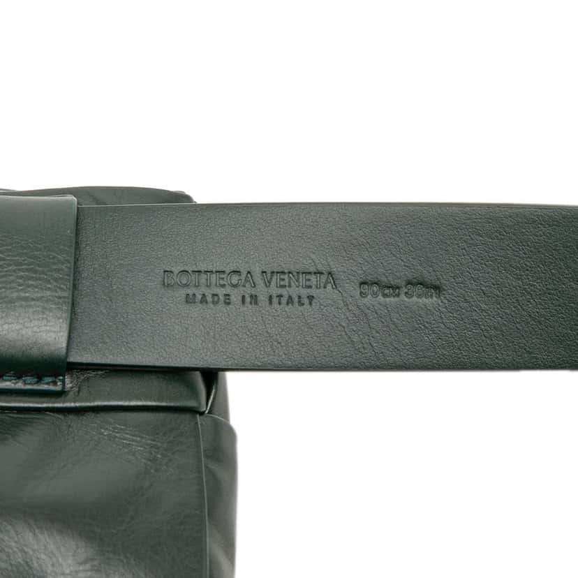 Bottega Veneta Paper Calfskin Intrecciato Cassette Belt Bag Green Leather Very good condition - Box View