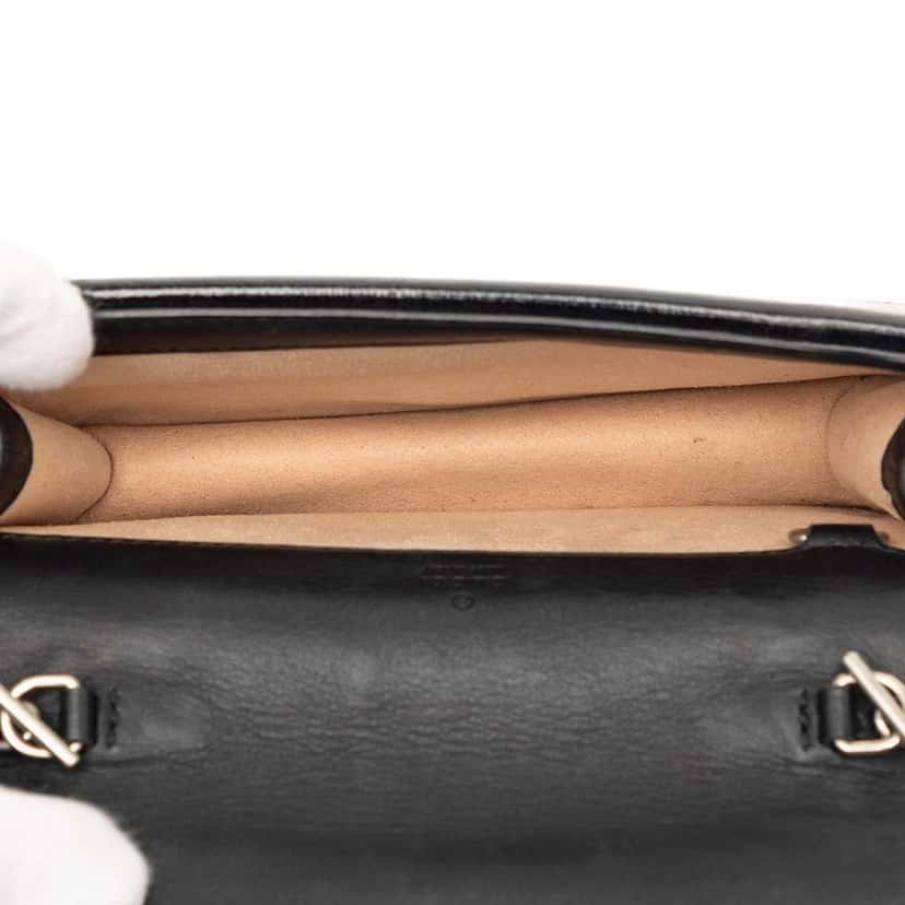 Gucci Mini GG Velvet Dionysus Crossbody Black Velvet Very good condition - Model View