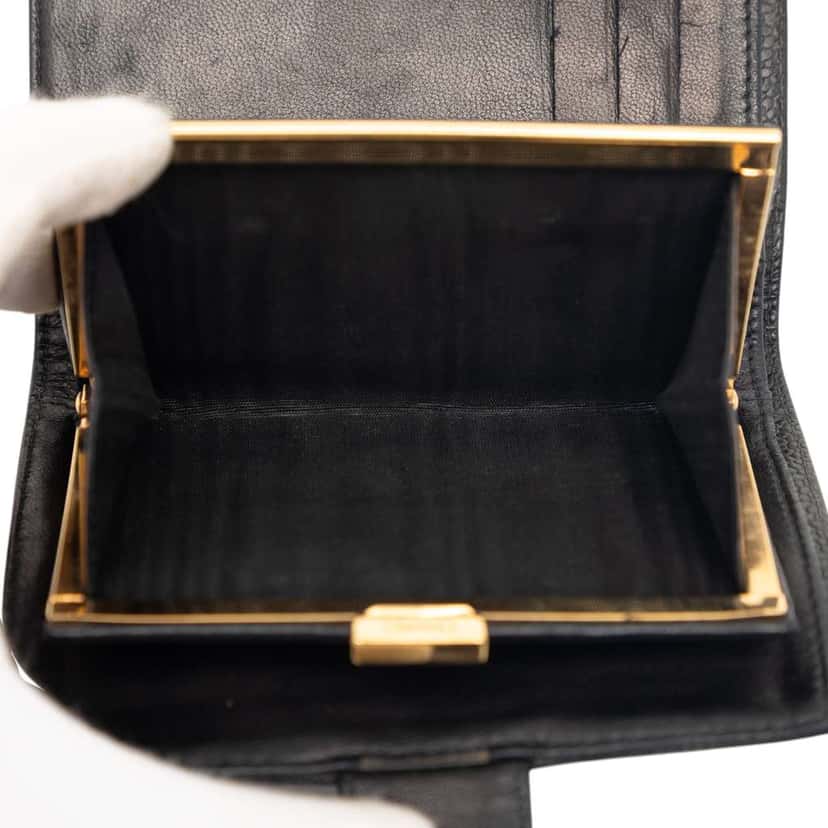 Chanel CC Caviar French Wallet Black Leather Very good condition - Box View