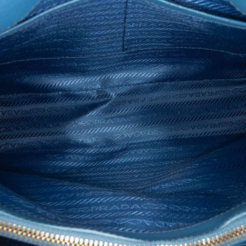 Prada Large Saffiano Lux Promenade Satchel Blue Leather Very good condition - Model View