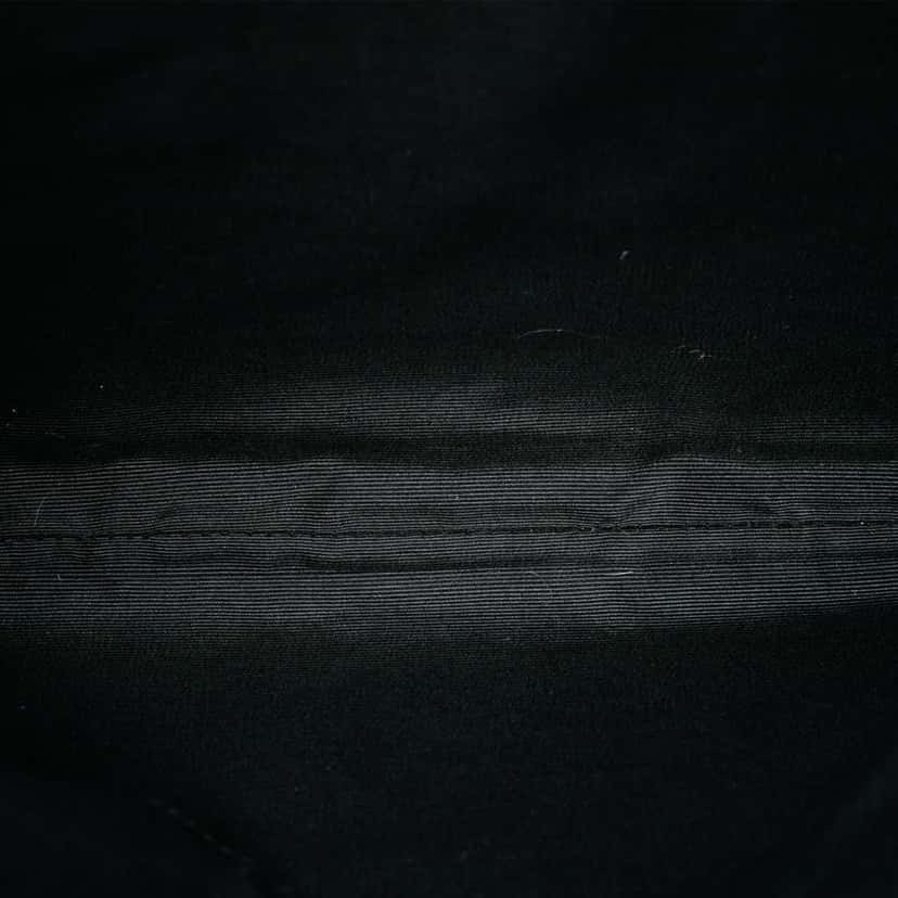 Gucci Guccissima Crossbody Black Leather Very good condition - Model View