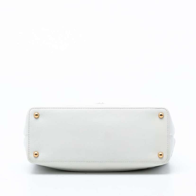 Chanel Medium Caviar Globe Trotter Flap White Leather Very good condition - Inside View