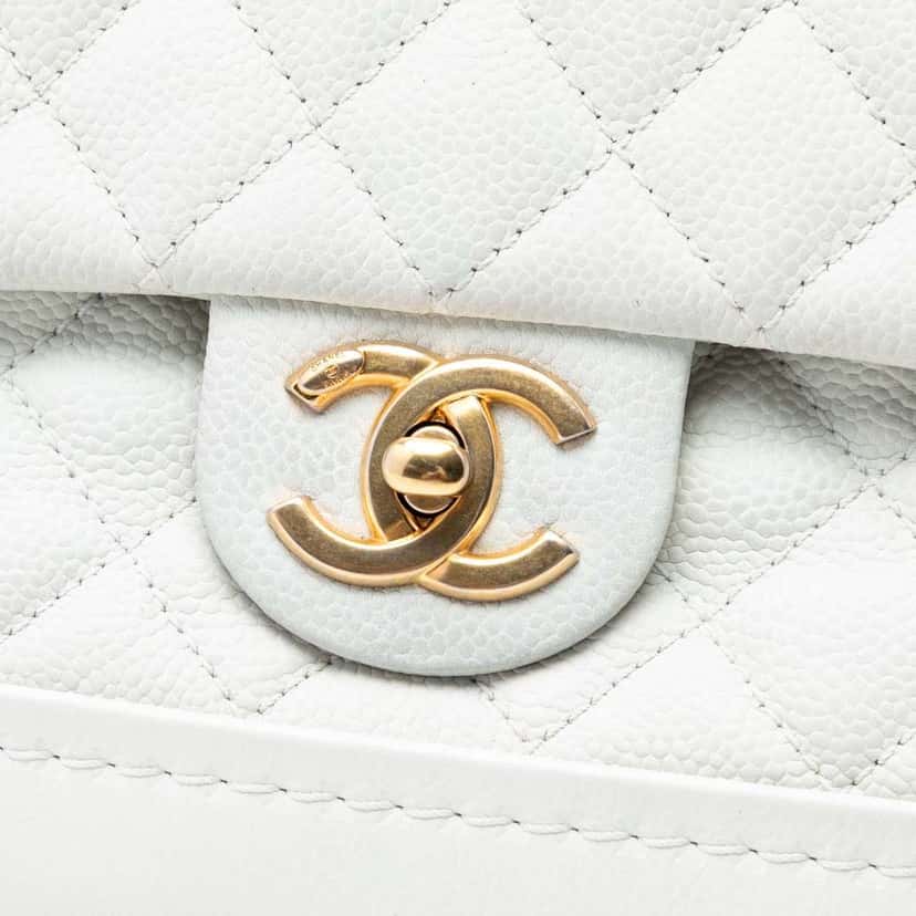 Chanel Medium Caviar Globe Trotter Flap White Leather Very good condition - Box View
