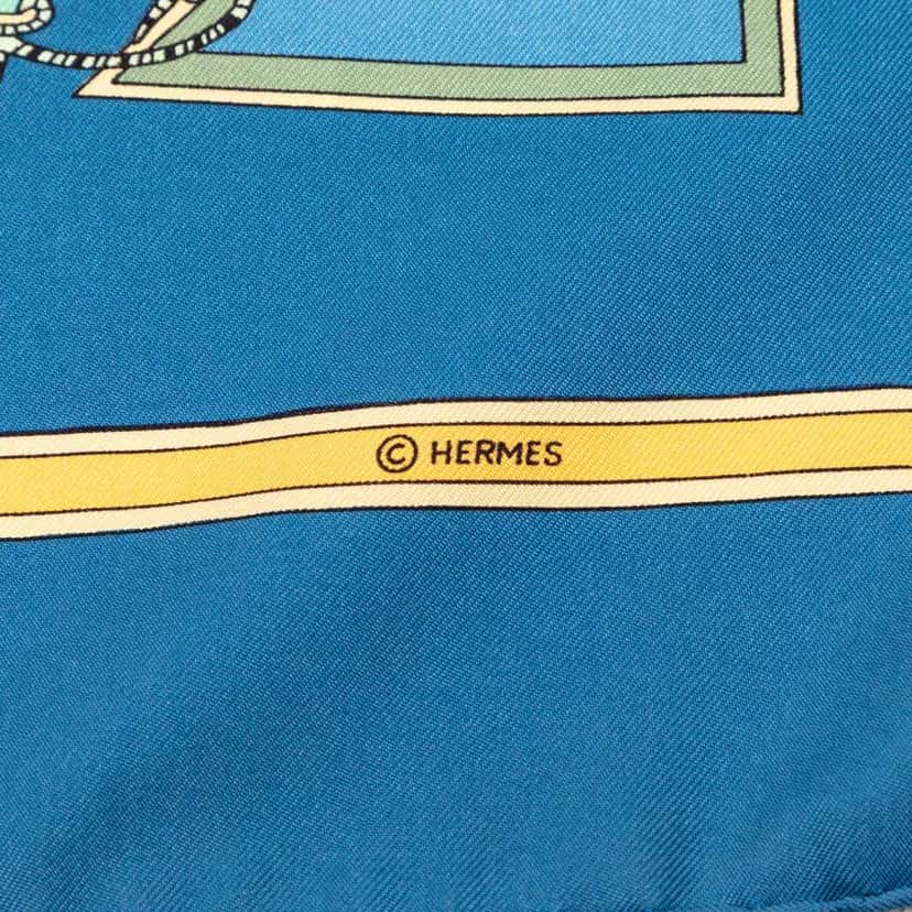 Hermès Le Temps des Marionnettes Silk Scarf 90 Blue Silk Very good condition - Inside View