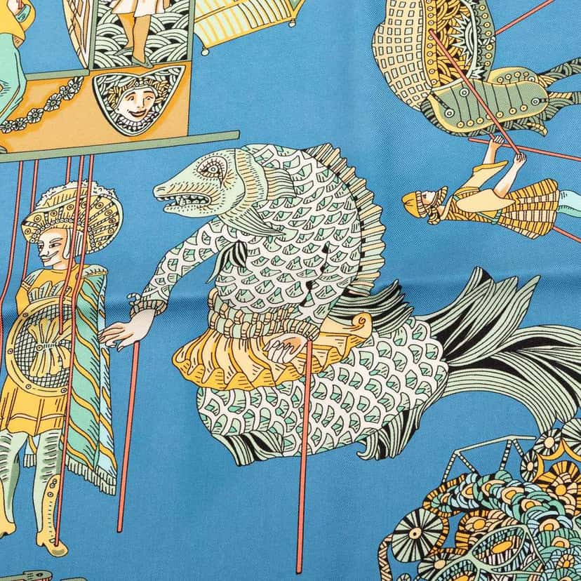Hermès Le Temps des Marionnettes Silk Scarf 90 Blue Silk Very good condition - Model View