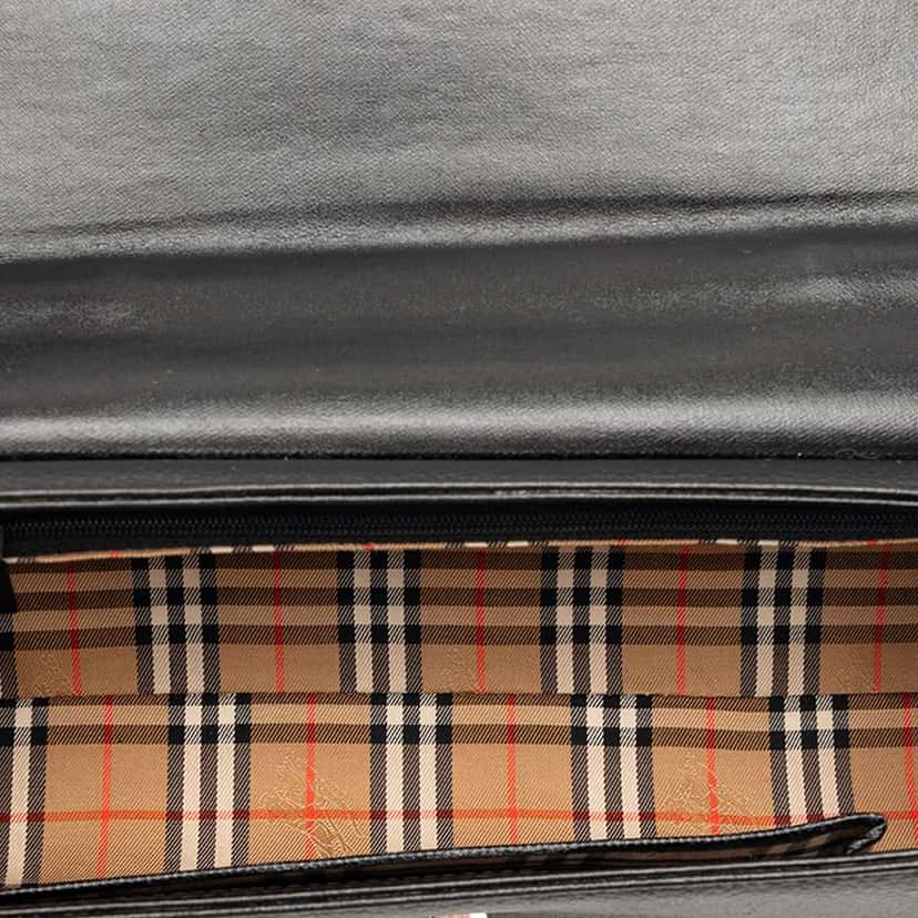 Burberry Leather Handbag Black Leather Very good condition - Model View