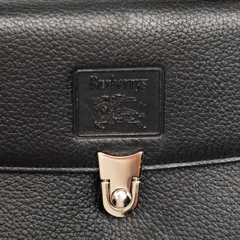 Burberry Leather Handbag Black Leather Very good condition - Box View