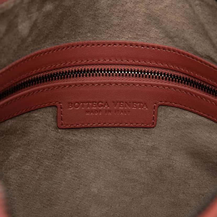 Bottega Veneta Medium Nappa Intrecciato Veneta Hobo Red Leather Very good condition - Box View