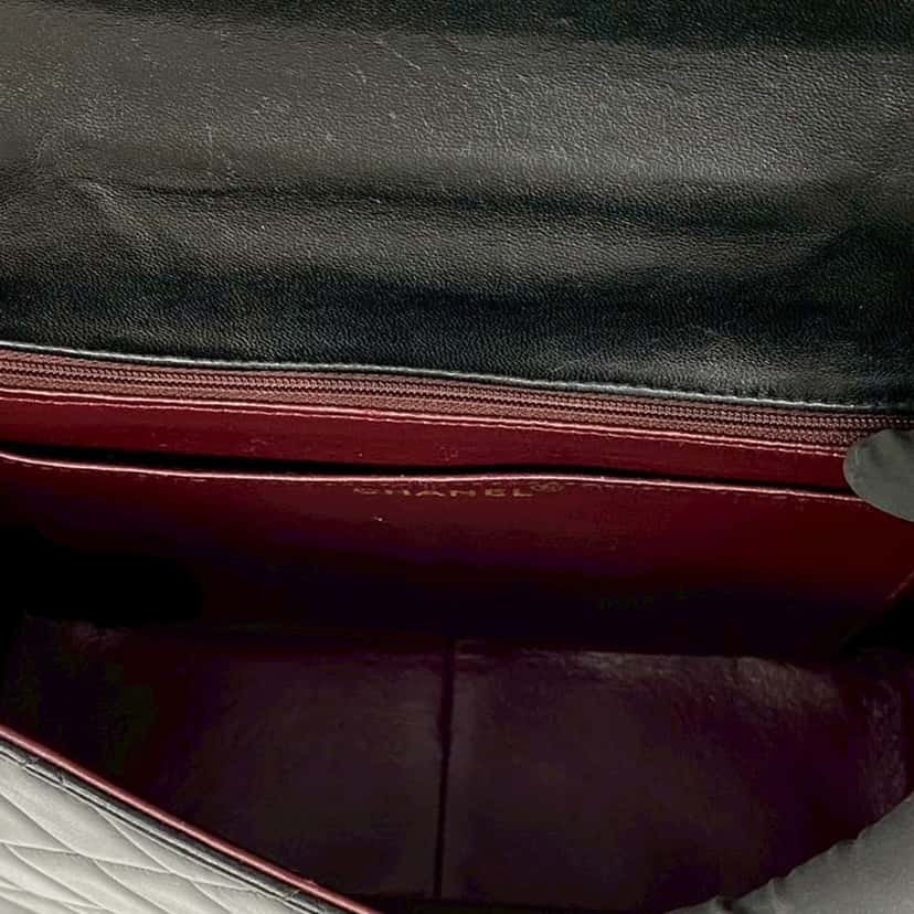 Chanel Square XL Quilted Lambskin Single Flap Black Leather Very good condition - Box View