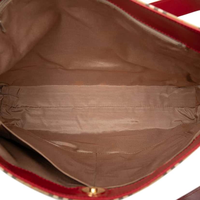 Burberry Haymarket Check Canvas Tote Beige Canvas Very good condition - Model View