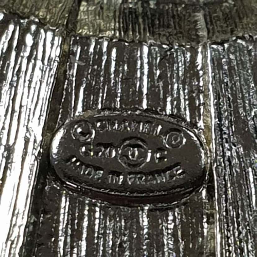 Chanel G20C Brooch Army Pin Cross Black Very good condition - Model View