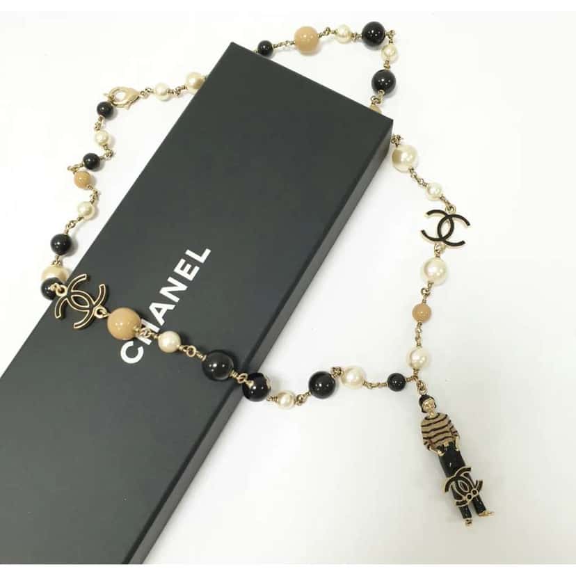 Chanel 2010 CC Necklace Gold Lace Very good condition - Inside View