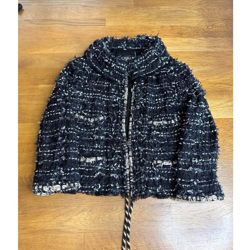 Chanel SS06 Fantasy Rope Trim Jacket Black Tweed Very good condition - Back View