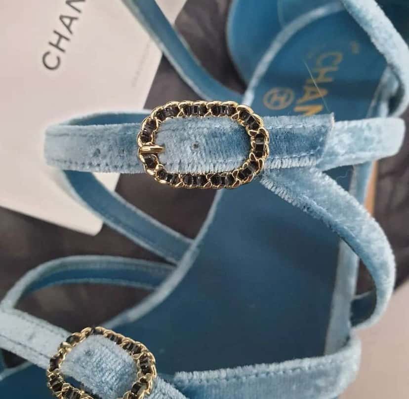 Chanel Sandals Blue Velvet Very good condition - Model View