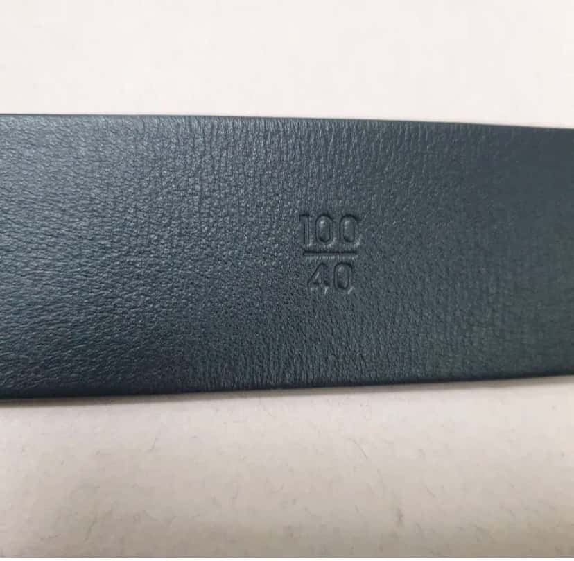 Chanel Lambskin Chain CC Belt Black Very good condition - Model View