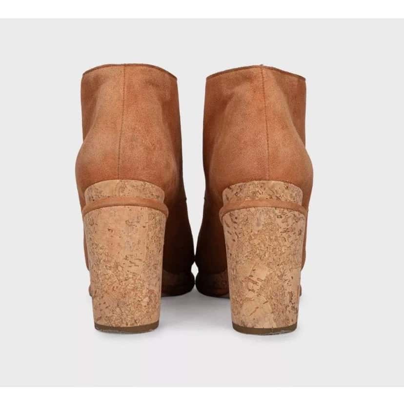 Chanel Lace Up Ankle Boots Brown Suede Very good condition - Model View