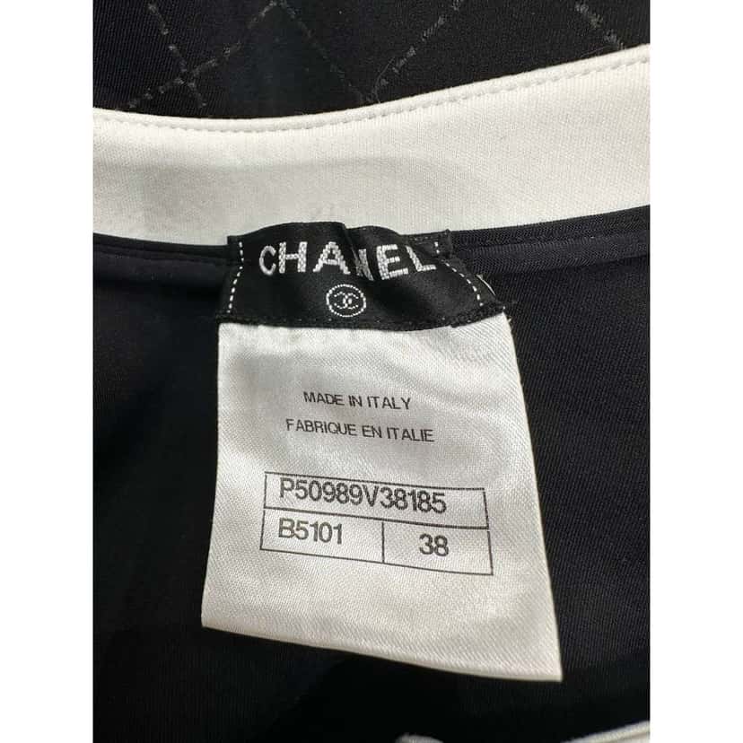 Chanel 2015 Colorblock One Piece Swimsuit Black Very good condition - Model View