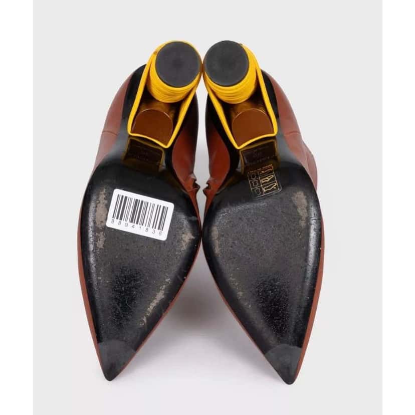 Balenciaga Pointed Toe Ankle Boots Brown Leather Very good condition - Box View