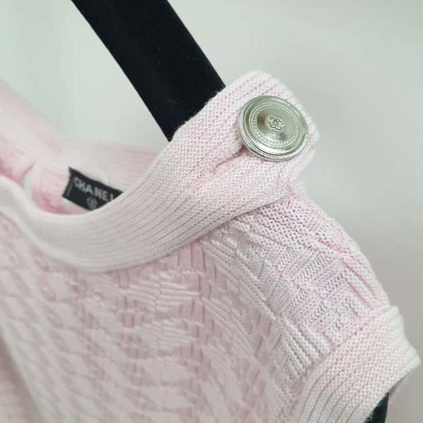 Chanel 2014 Dress Cardigan Suit Set Pink Cotton Very good condition - Model View