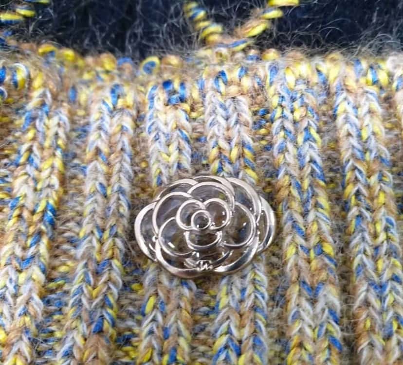 Chanel Mohair Hat Black Silk Very good condition - Model View