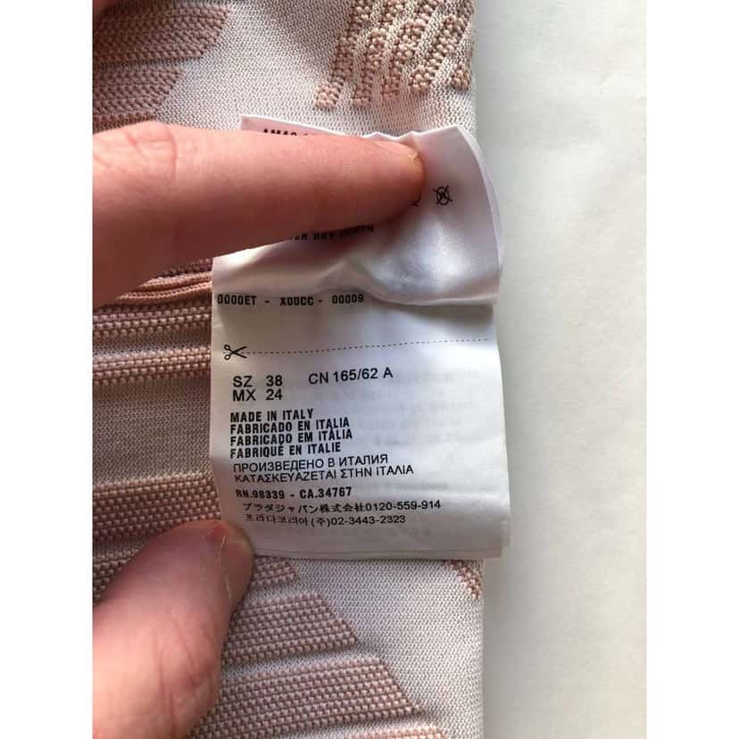 Prada Embossed Pencil Skirt Beige Very good condition - Box View