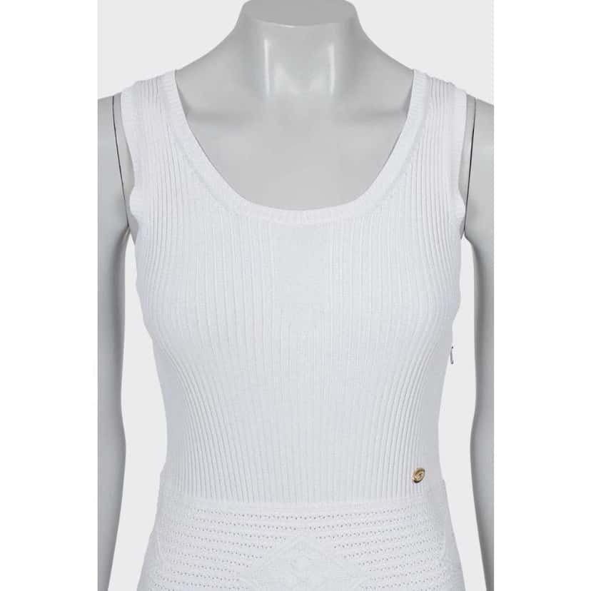 Chanel Viscose Blend Dress (Runs Small) White Very good condition - Model View