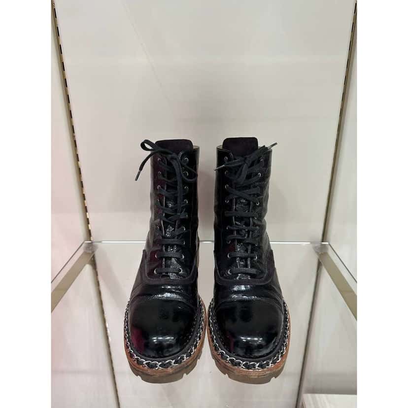 Chanel 2015 Ankle Combat Boots Brown Leather Very good condition - Inside View