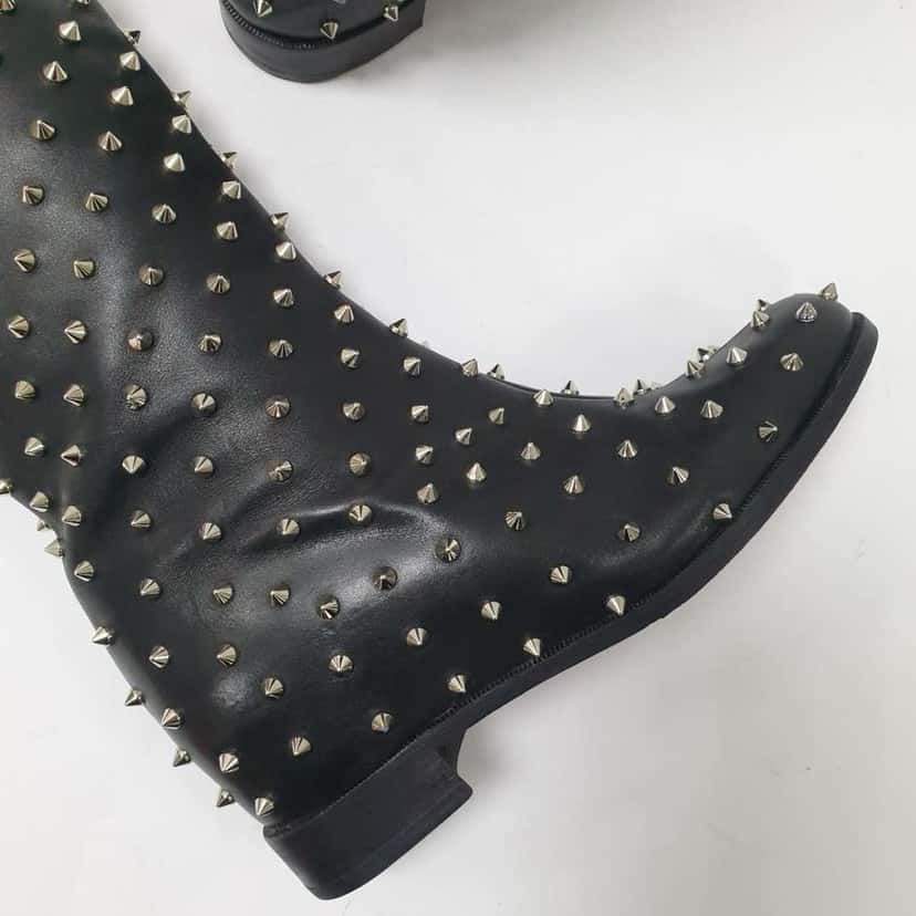Christian Louboutin Studded Flat Knee Boots Black Leather Very good condition - Inside View