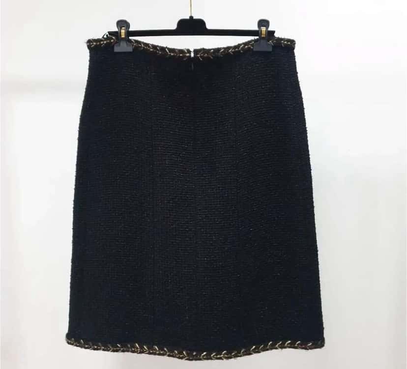 Chanel Skirt Black Tweed Very good condition - Back View