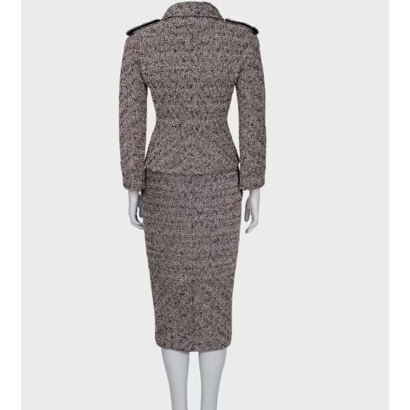 Chanel 2016 Bouclé Skirt Jacket Suit Black Very good condition - Inside View