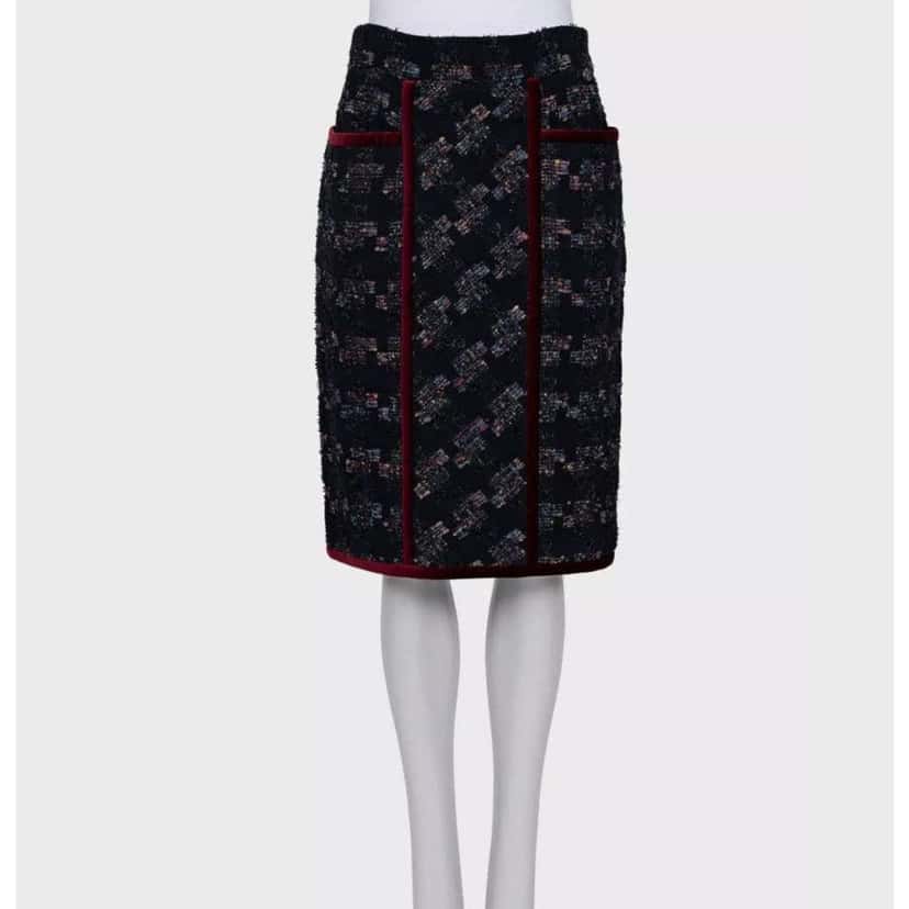 Chanel Métiers d'Art Paris Moscou Skirt Black Cotton Very good condition - Model View
