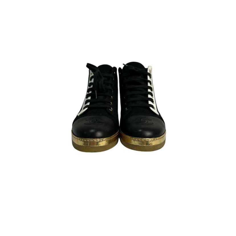 Chanel High Top Glitter Sneakers Booties Black Leather Very good condition - Inside View