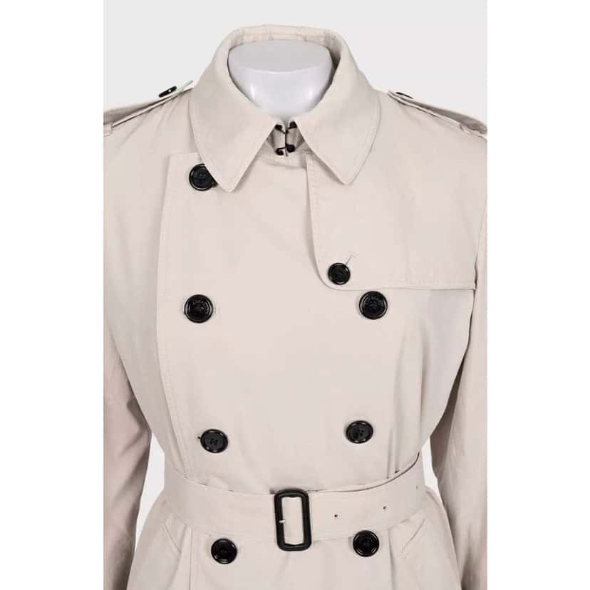 Burberry Double Breasted Trench Coat White Cotton Very good condition - Model View