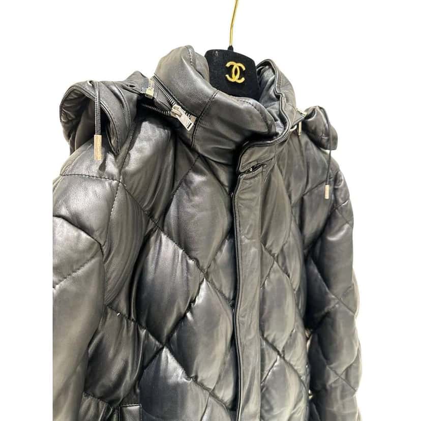 Saint Laurent Hooded Lambskin Down Jacket Black Leather Very good condition - Model View