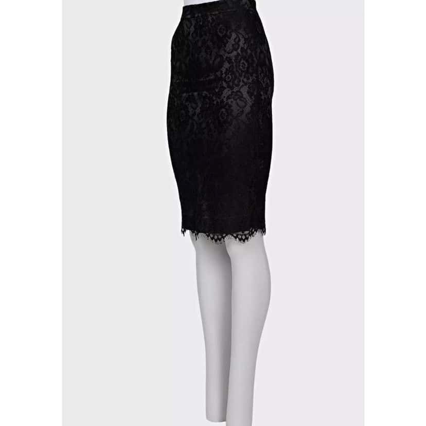 Dolce & Gabbana Lace Skirt Black Cotton Very good condition - Back View