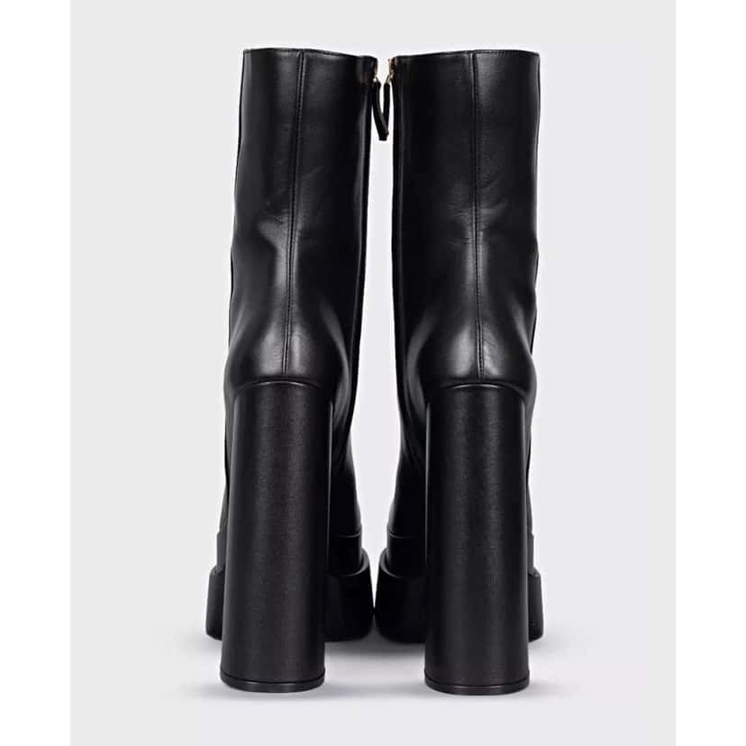 Versace Intrico Ankle Boots Black Leather Very good condition - Model View