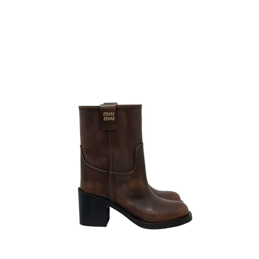 Miu Miu Block Heel Boots Red Leather Never worn, with tag - Back View