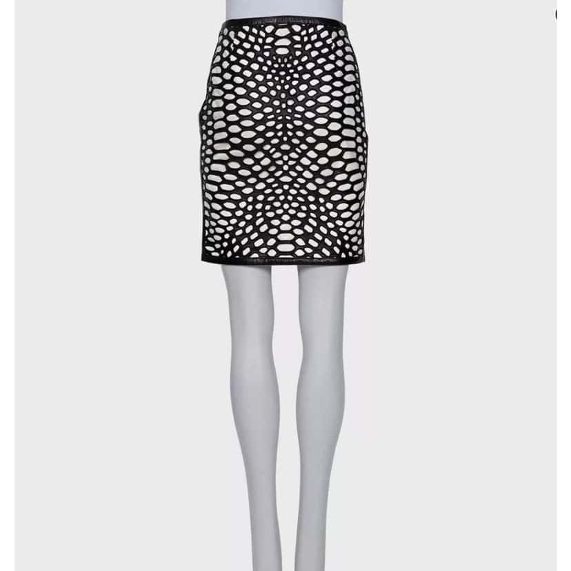 Tom Ford Perforated Skirt Black Leather Very good condition - Inside View