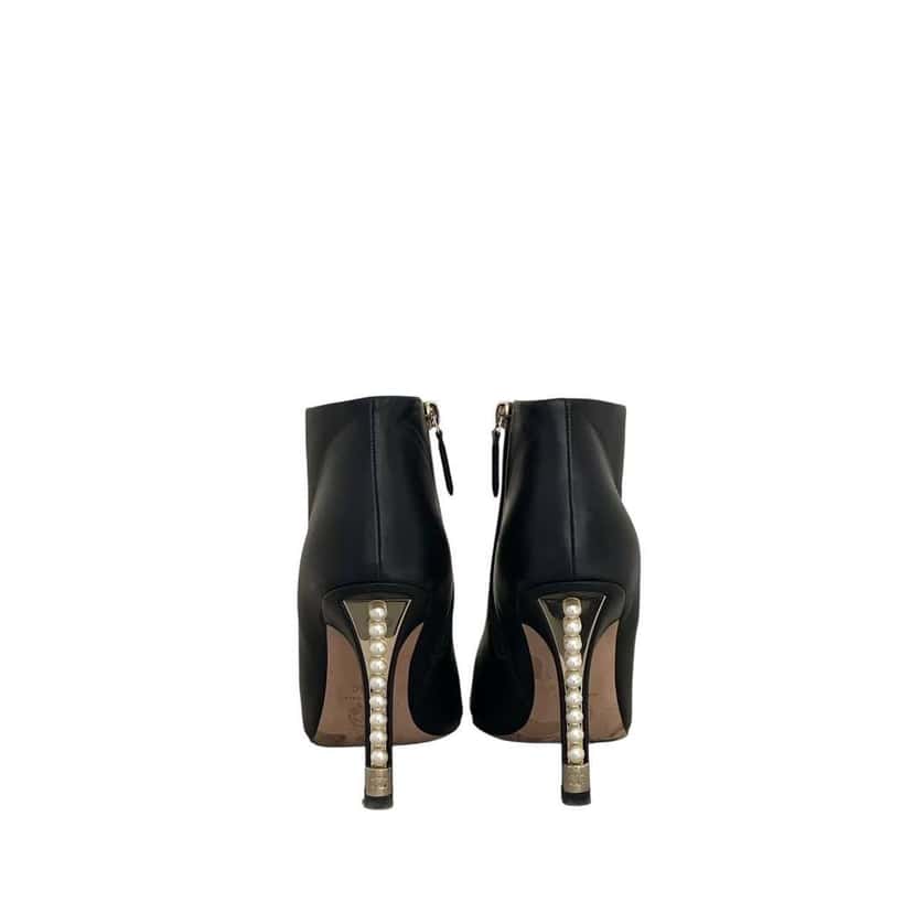 Chanel Heel Ankle Boots Black Leather Very good condition - Model View