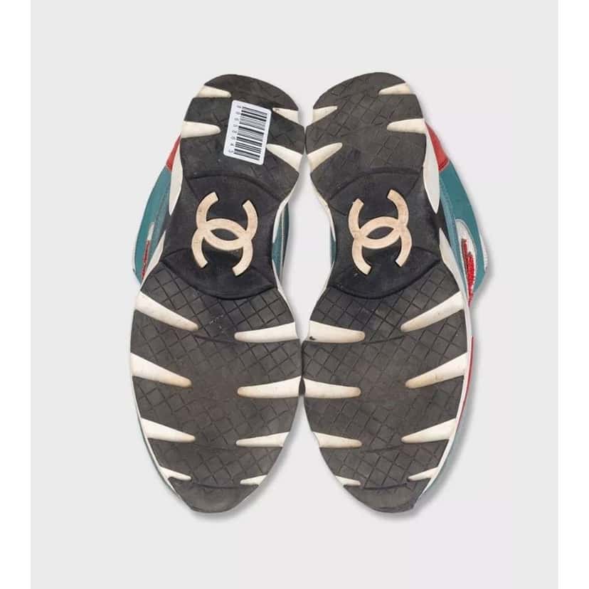 Chanel CC Logo Sneakers MultiColor Leather Very good condition - Box View