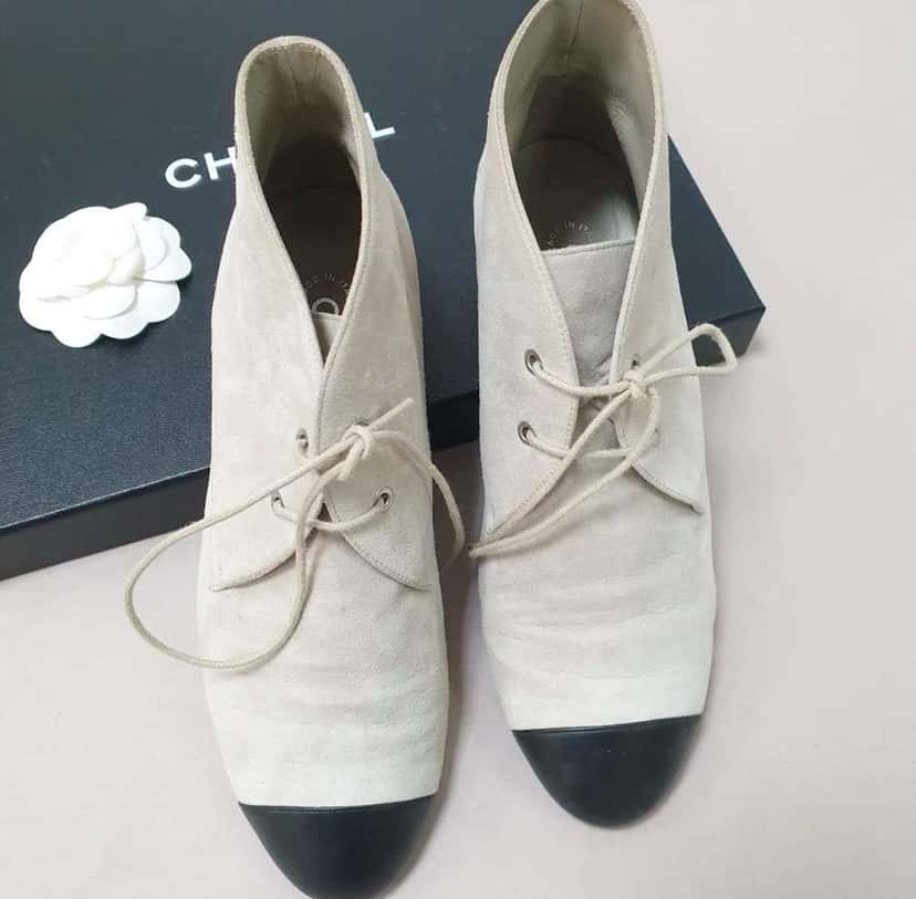 Chanel Lace Up Ankle Boots Booties Black Suede Very good condition - Back View