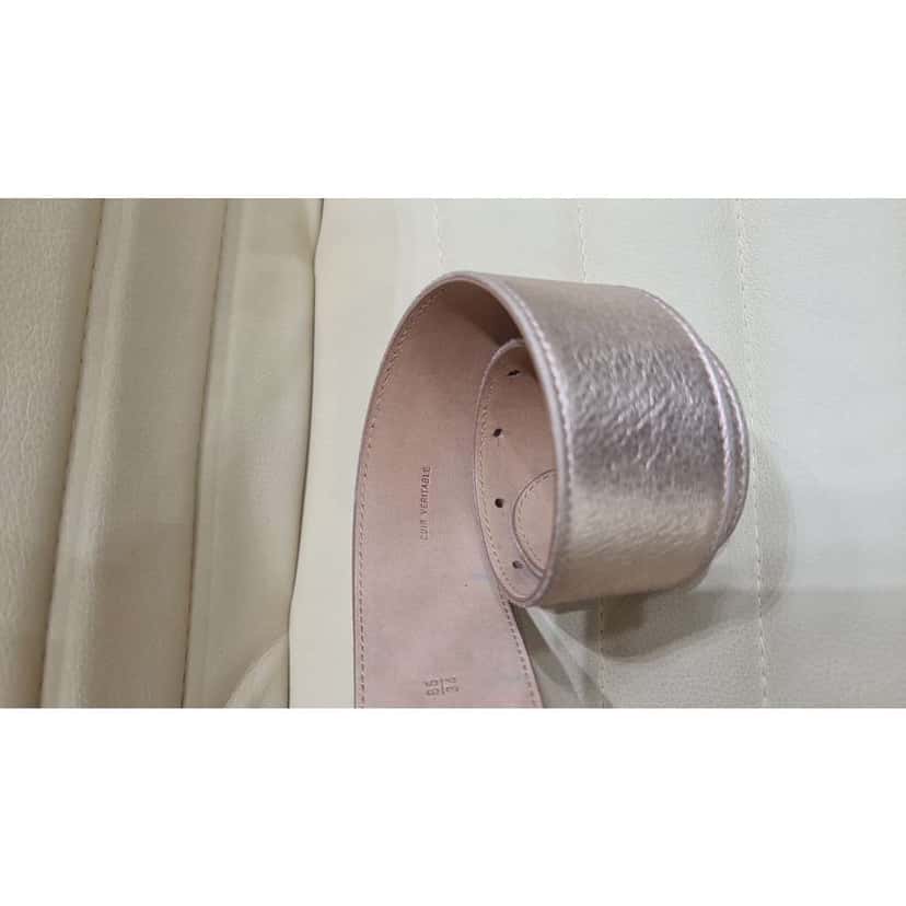 Chanel Belt CC Logo Pink Leather Very good condition - Model View