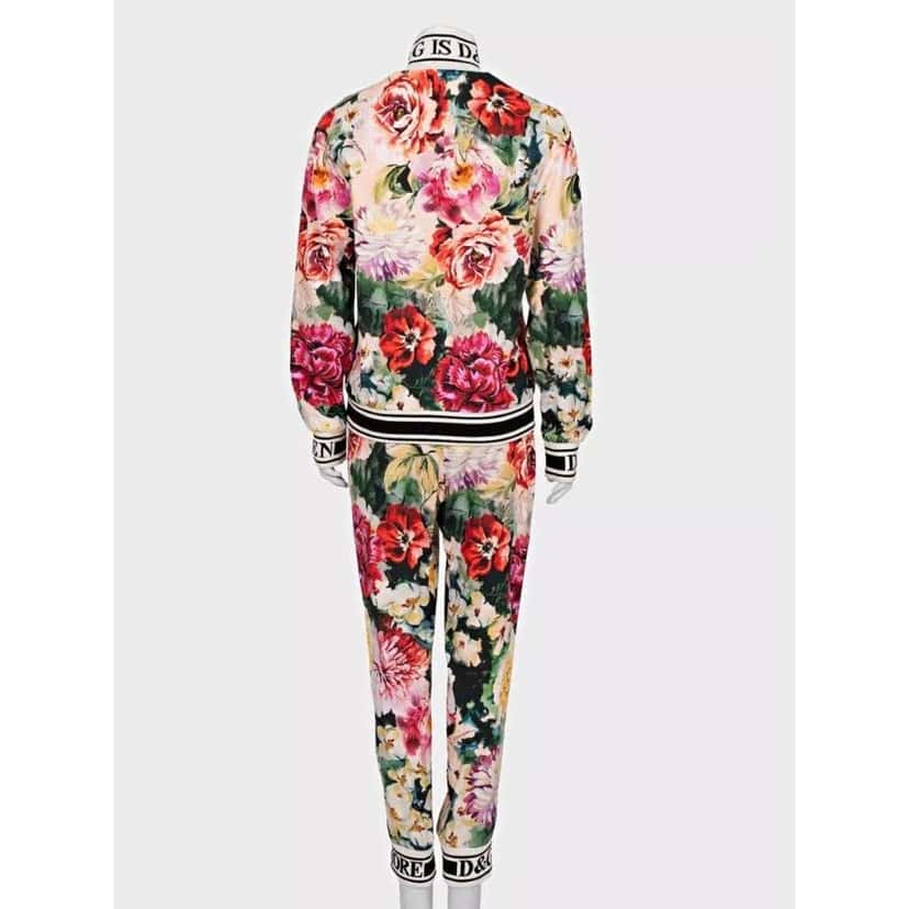 Dolce & Gabbana Floral Suit Silver Silk Very good condition - Inside View