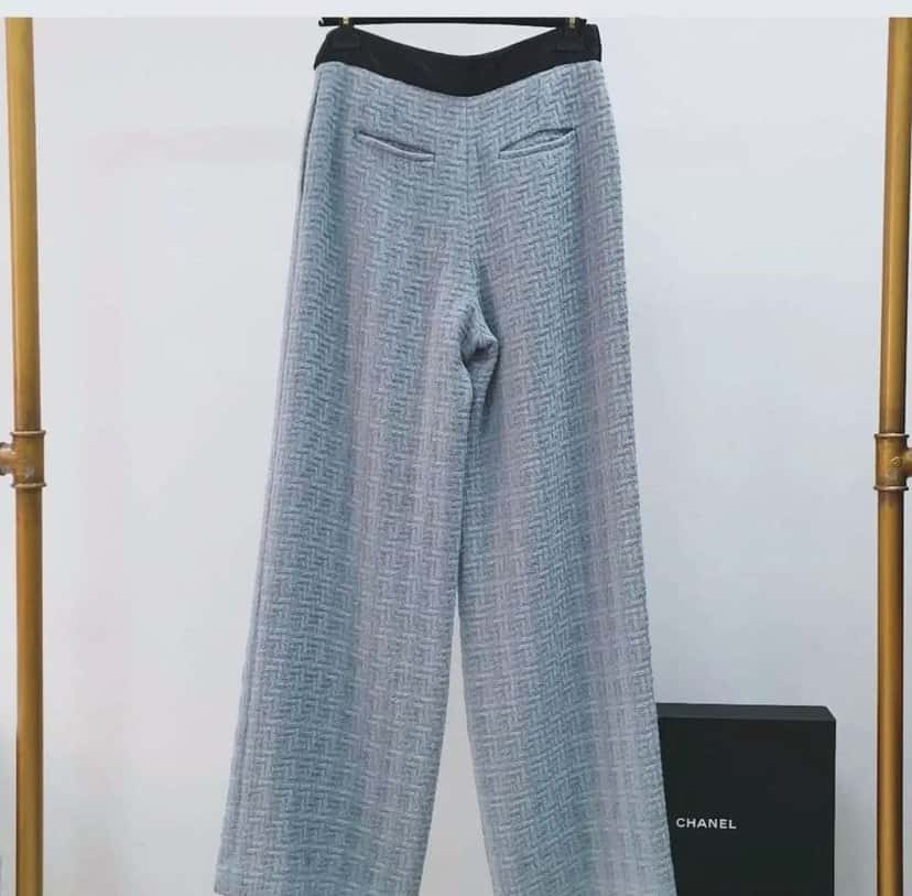 Chanel Wide Leg Jeans Pants Trousers Black Wool Very good condition - Back View