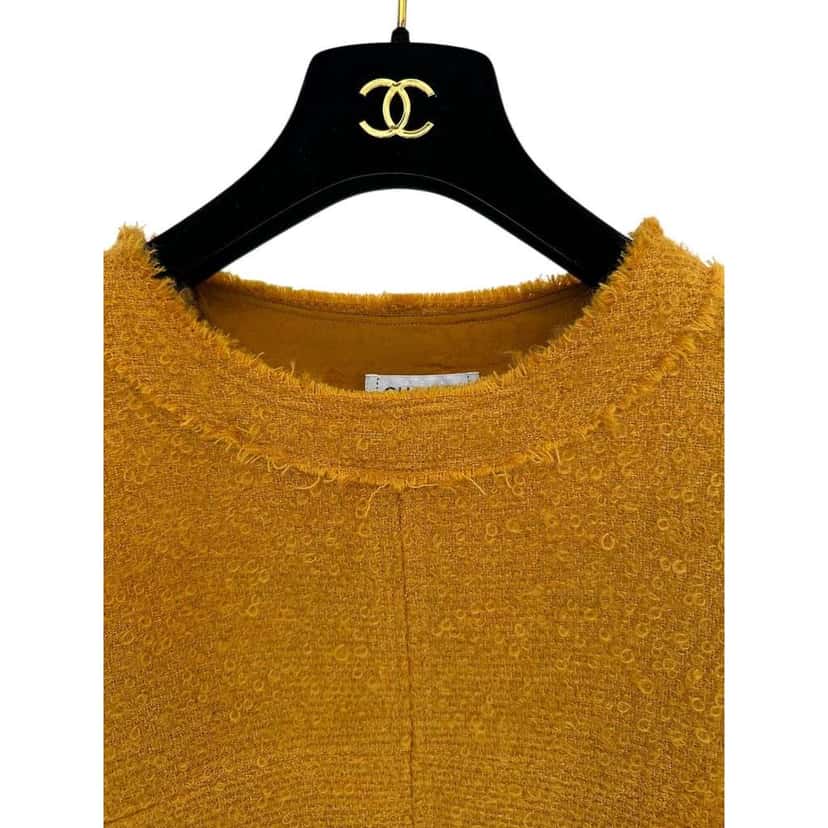 Chanel Mustard Long Sleeve Top Black Silk Very good condition - Inside View