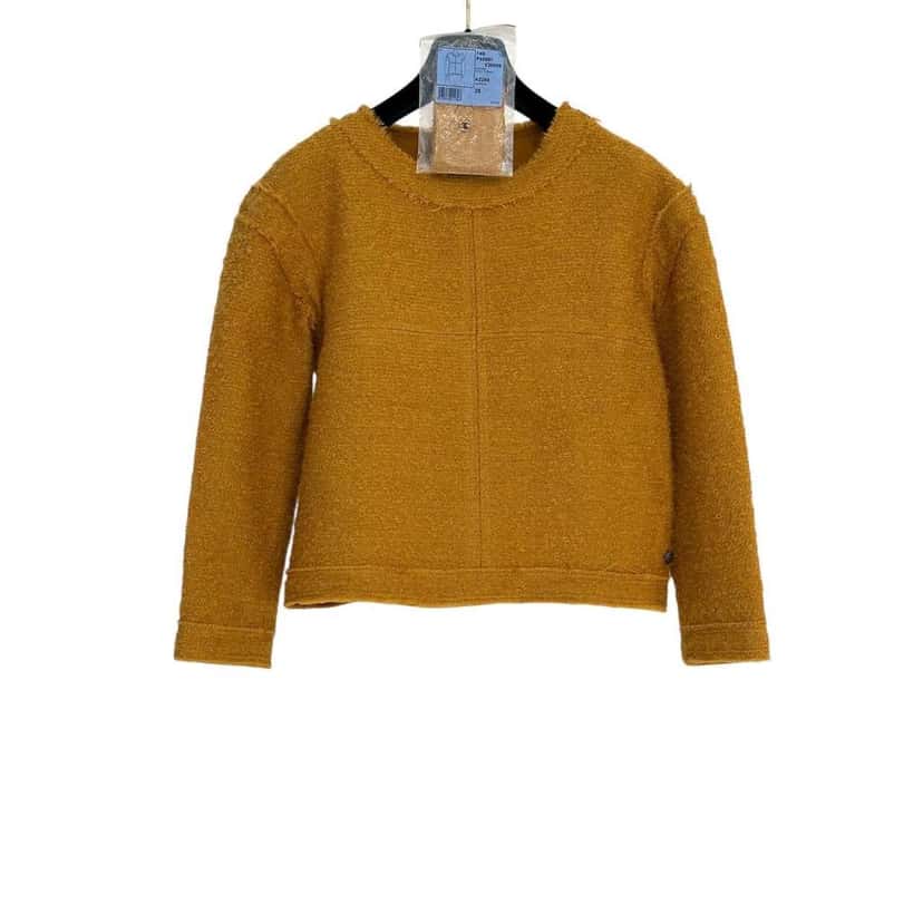 Chanel Mustard Long Sleeve Top Black Silk Very good condition - Model View