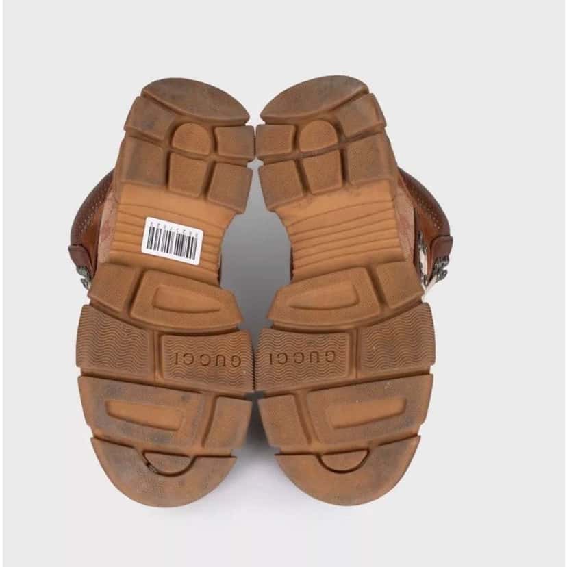 Gucci Lace Up Ankle Boots Brown Leather Very good condition - Box View