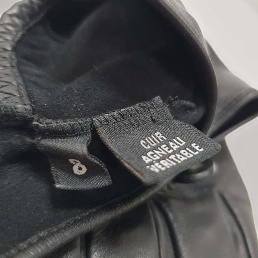 Chanel Mittens Black Leather Very good condition - Box View