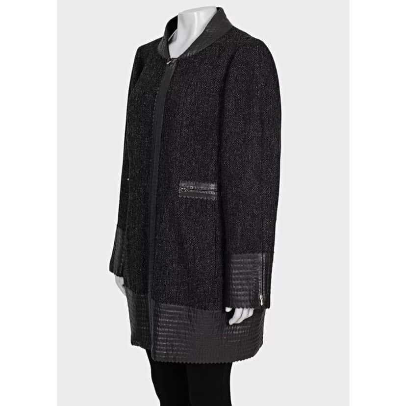 Chanel Straight Hardware Coat Black Cotton Very good condition - Back View