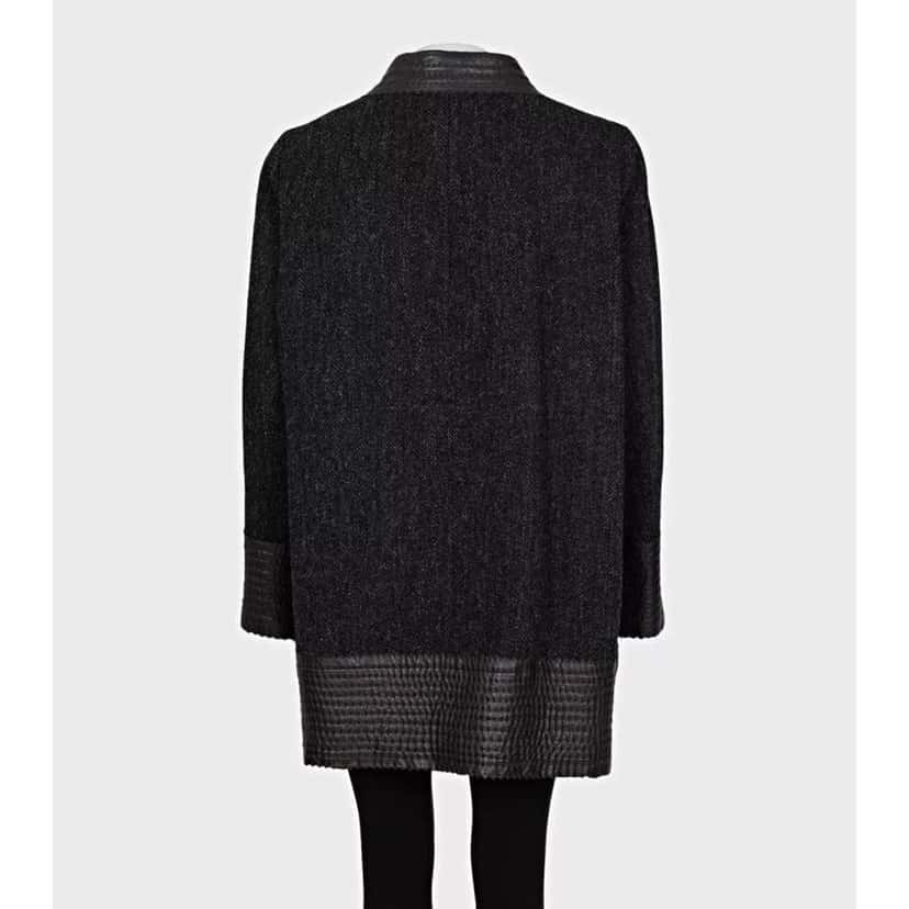 Chanel Straight Hardware Coat Black Cotton Very good condition - Inside View